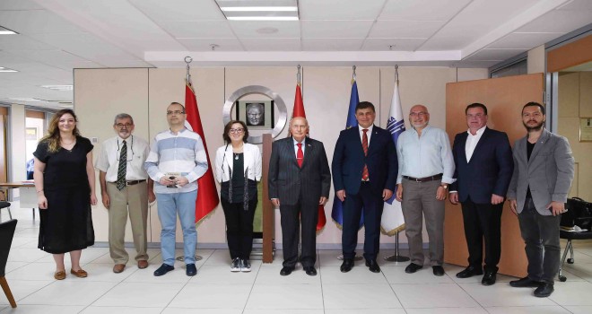 Karşıyaka’da tarihi buluşma