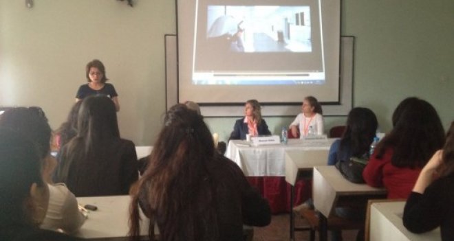 12 farklı ülkeden 63 dil bilimci bir araya geldi