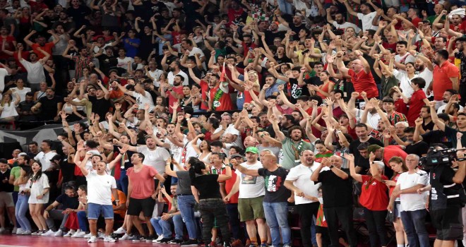 Karşıyaka'ya yine ceza...