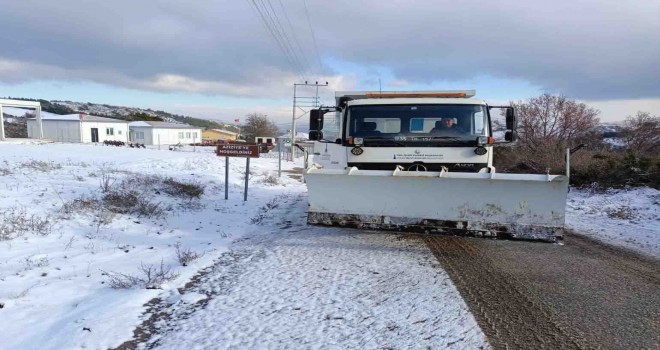20 İlçede kar ve buzlanmayla mücadele