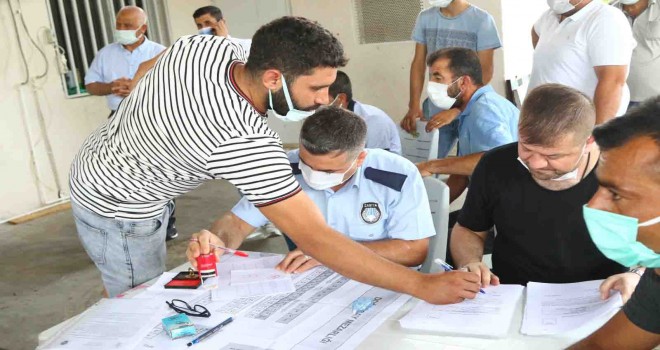 Bayraklı'da kurban satış yerleri kurayla belirlendi