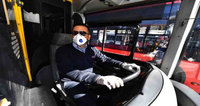 İzmir’de toplu taşımada maske zorunluluğu