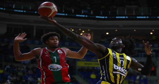 Pınar Karşıyaka, Fenerbahçe Beko'ya farklı kaybetti
