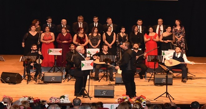 Karşıyaka İYİLİK için şarkı söylemeye hazırlanıyor...