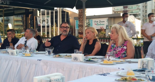 Başkan Büyükkarcı transferleri açıkladı