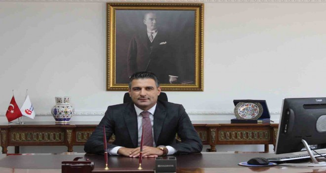 İzmir'in yeni Vergi Dairesi Başkanı Alanlı görevine başladı