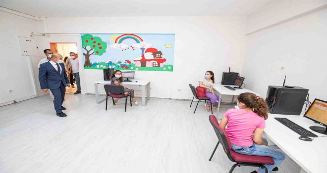 İzmir Büyükşehir Belediyesi'nin tesisleri eğitim merkezine dönüşüyor