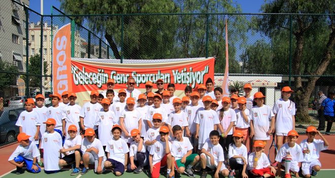 1.Migros ''Geleceğin Genç Sporcuları Yetişiyor'' Spor Şenliği büyük ilgi gördü