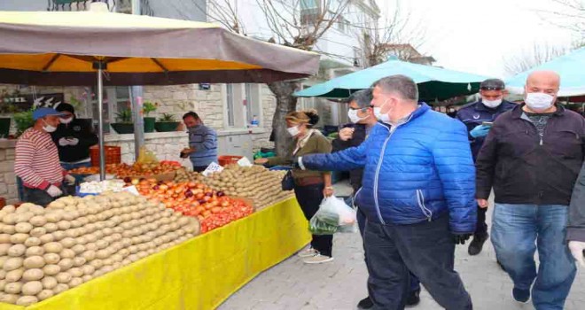 Hem alışveriş yaptı hem moral verdi