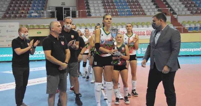 Hamza'ya Nefes Ol Turnuvası'nda şampiyon Karşıyaka