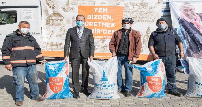 ​İzmir Büyükşehir’den Aliağalı üreticilere de yem desteği