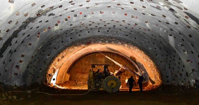 Buca Onat Tüneli’nin viyadük yolu 7 Mayıs’ta açılıyor