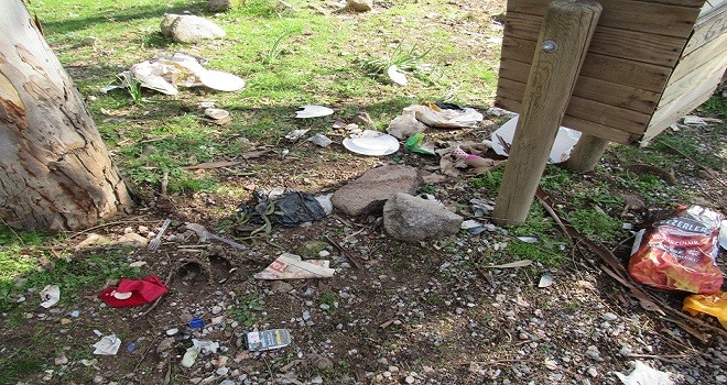 Örnekköy Çocuk Ormanı utanç verici!..