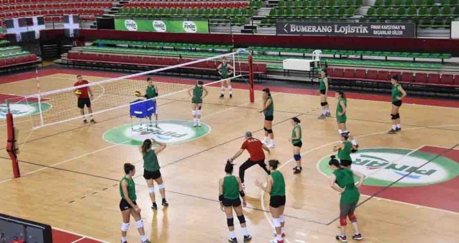 Karşıyaka Voleybol Takımı'nda koronavirüs vakası