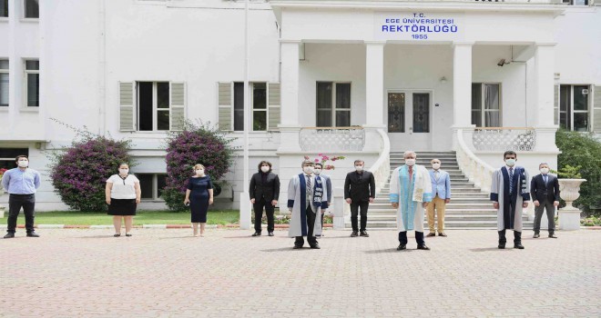 Ege Üniversitesi 65. yılını törenle kutladı