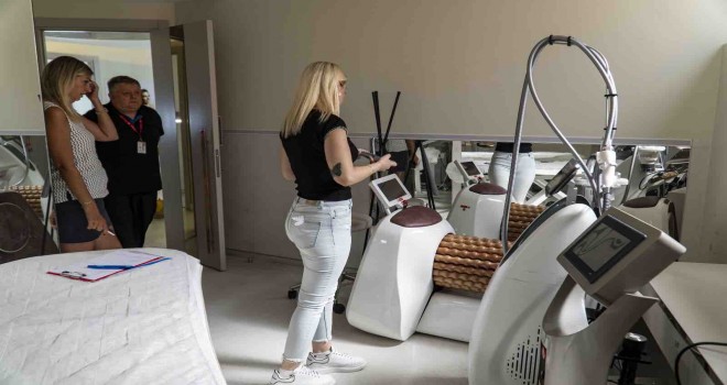 Karşıyaka'da 16 güzellik merkezine mühür