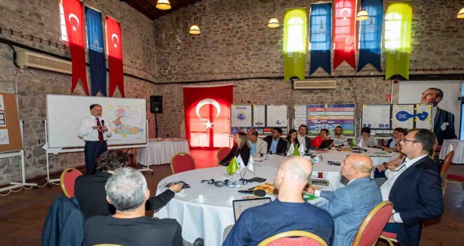 Akıllı ve Sürdürülebilir Bir İzmir'e Doğru çalıştayı sona erdi
