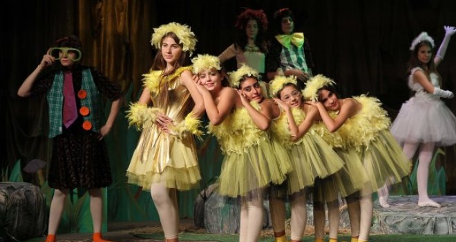 30 Bin izleyici ile kendi rekorunu kırdı