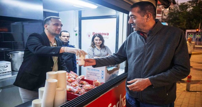 Bornova’da soğuk sabahlar sıcak çorbayla ısınıyor