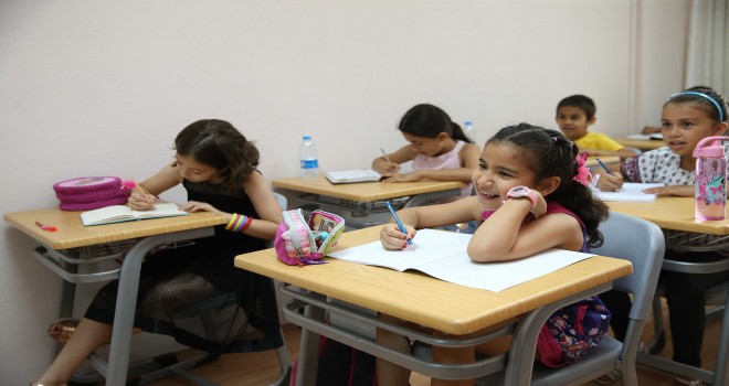 Karşıyaka’da eğitime destek hamlesi