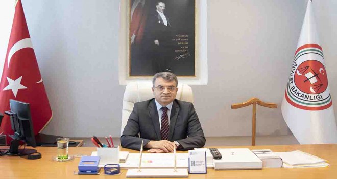 Karşıyaka Cumhuriyet Başsavcısı Ali Rıza San göreve başladı