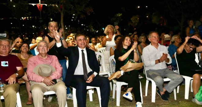 Alaybey Mahalle Şenliği’ne Başkan Tugay da katıldı