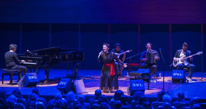 Fado'nun Divası büyüledi