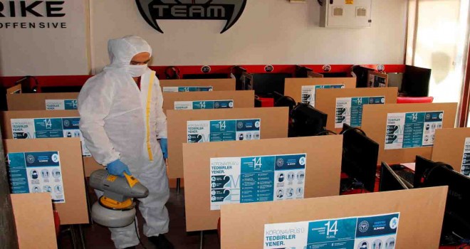 Ödemiş’te internet kafeler ve oyun salonları dezenfekte ediliyor