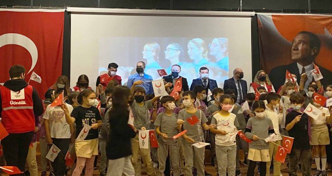 Kızılay Haftası Karşıyaka'da öğrencilerle kutlandı
