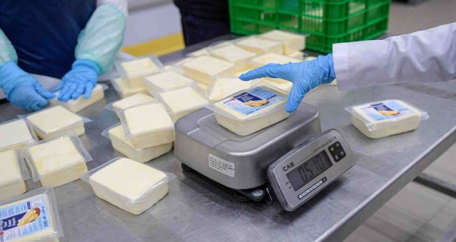 İZMAR'da 500 gramlık kaşar 165 TL