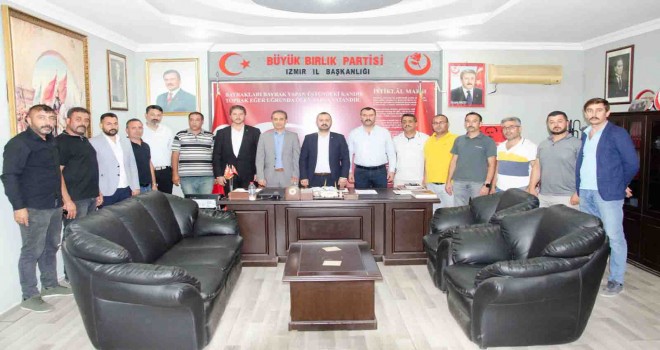 BBP'liler İzmir İl Başkanlığı'nda buluştu