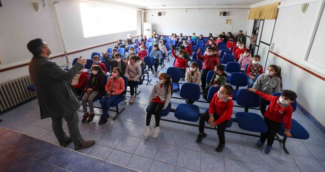 Buca’da miniklere çevre eğitimi