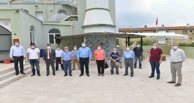 Başkan Gümrükçü’den ibadethanelere ziyaret