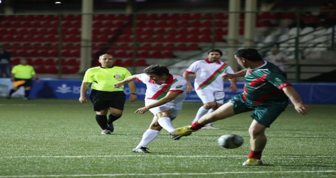 Karşıyakalı Masterler sahaya iniyor...