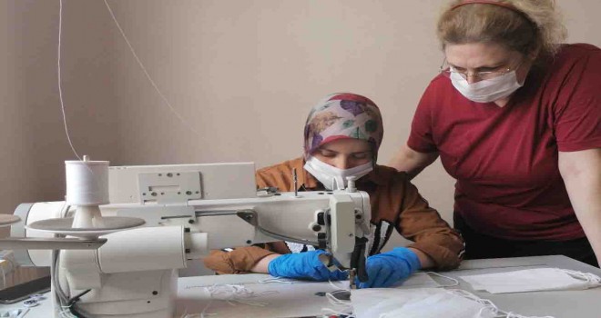 Ödemiş’te maske dayanışması 160 bin maskeye ulaştı