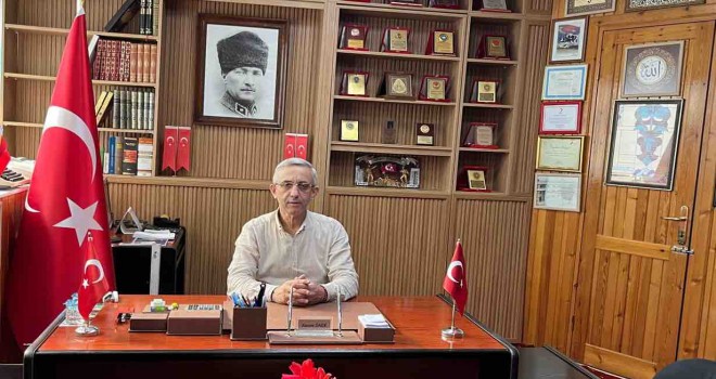 Kemalpaşa Camii Derneği'nden öğrencilere karşılıksız burs desteği