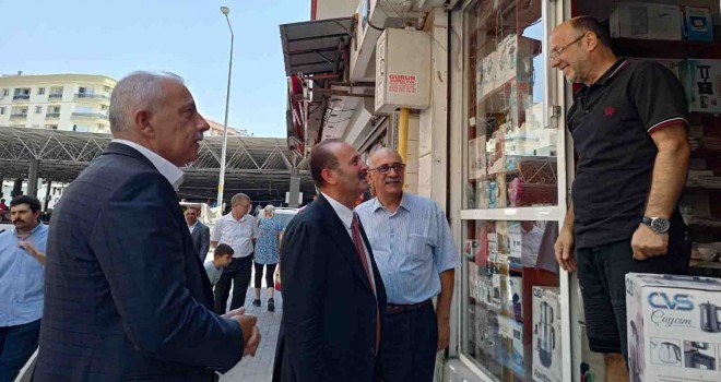 MHP Genel Sekreter Yardımcısı Osmanağaoğlu, Karşıyakalılarla buluştu