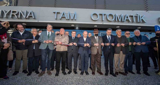Türkiye’nin en büyük tam otomatik otoparkı İzmir’de açıldı