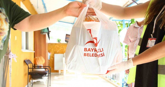 Bayraklı’da 20 bin aileye sürekli destek