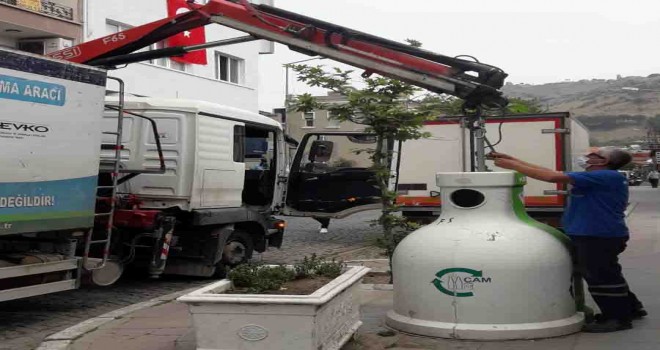 Bergama'da bir ay içinde 11 ton atık şişe toplandı