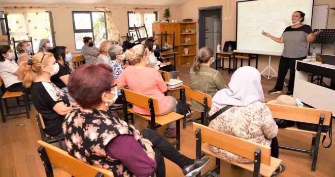 Bornova’da Anne-Baba Okulu