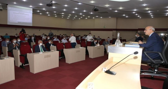 Vali Köşger, Dikili, Foça ve Urla'da muhtarlarla bir araya geldi