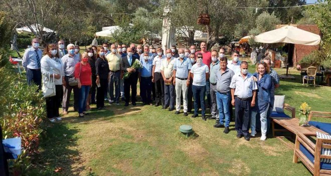 Başkan Tunç Soyer Urlalı muhtarlar ile buluştu