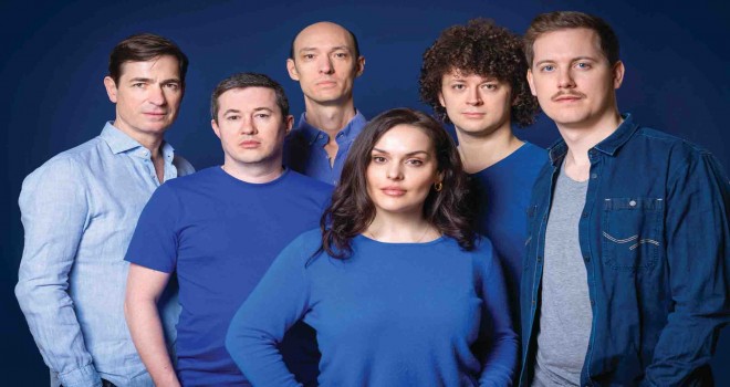 Singer Pur Çeşme Kalesi'nde