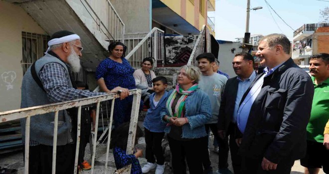 Tugay ve Foggo, Örnekköylüler ile bayramlaştı