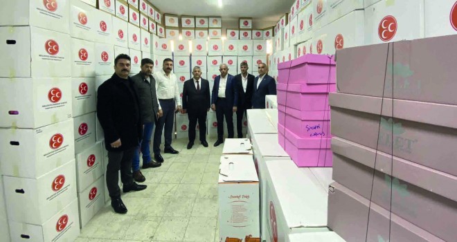 MHP Karşıyaka'dan 2 bin aileye gıda ve giyecek yardımı