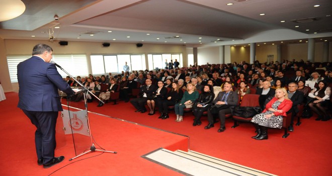 Karşıyaka’da çevre sempozyumu: Atık Değerdir