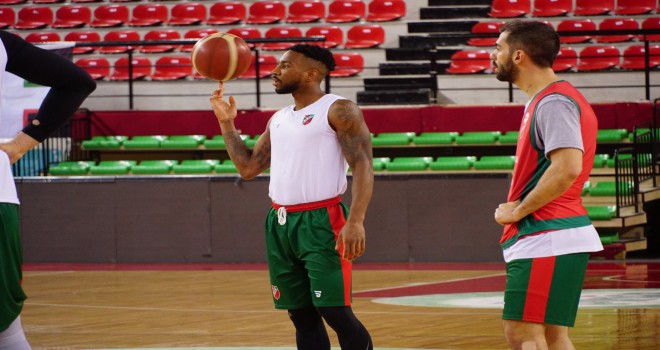 Pınar Karşıyaka İstanbul deplasmanında