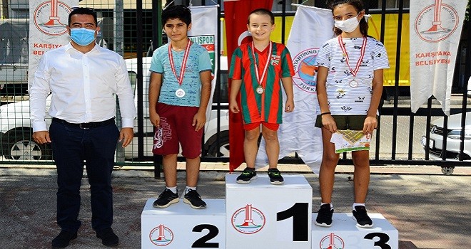 7 yaşında, ilk yarışında şampiyon oldu!