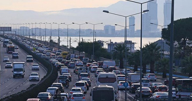 İzmir’de Mart ayında 46 bin 122 taşıtın devri yapıldı